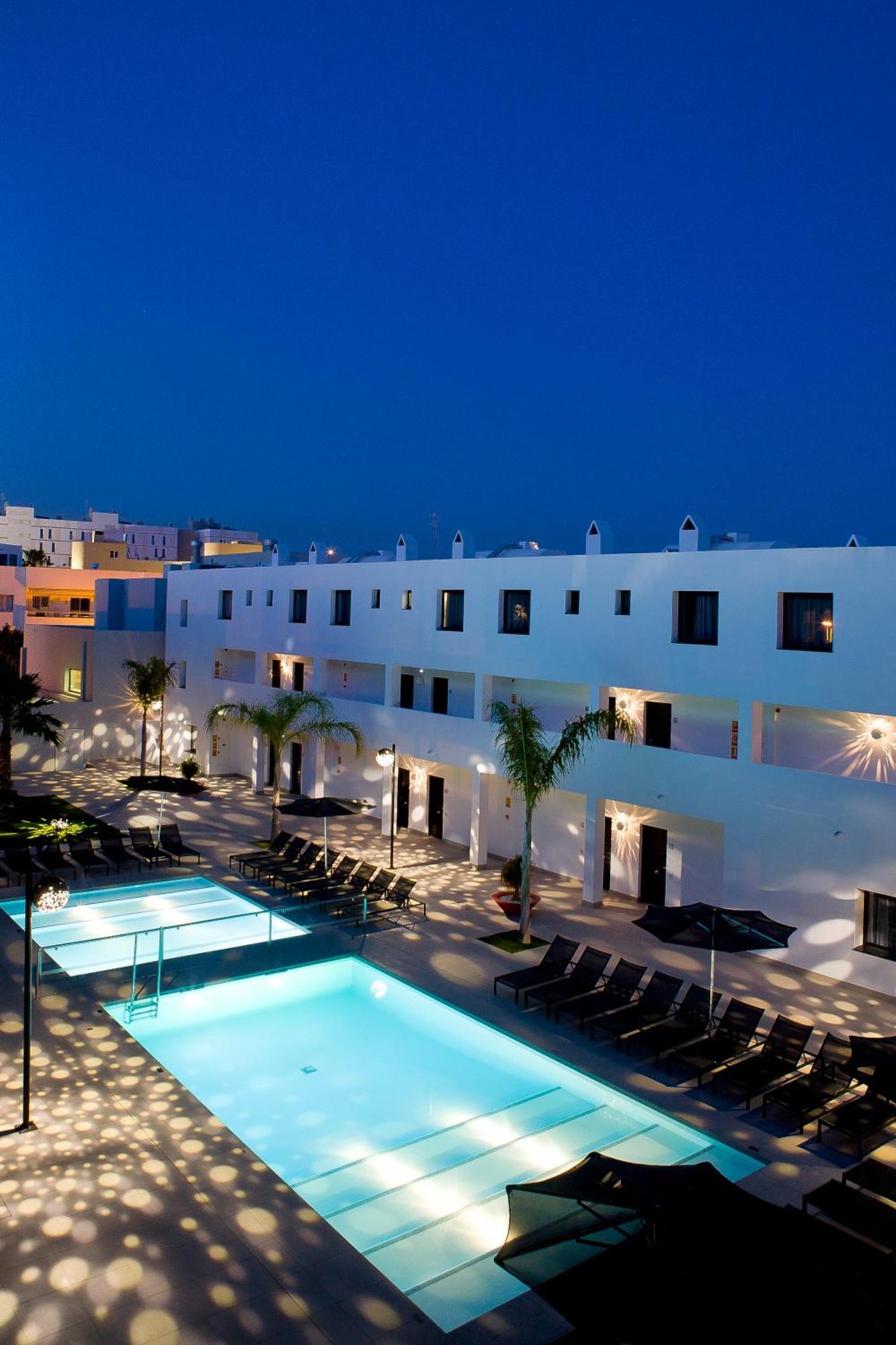 Migjorn Ibiza Suites & Spa Playa d'en Bossa Exteriér fotografie