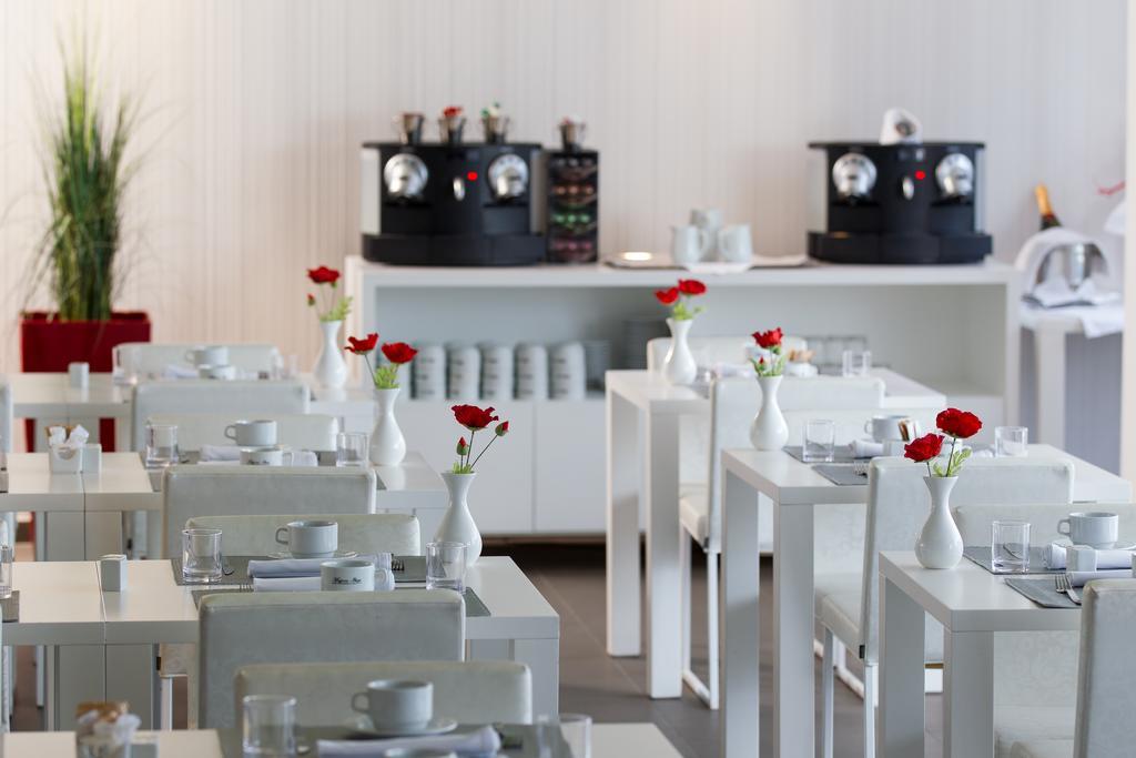 Migjorn Ibiza Suites & Spa Playa d'en Bossa Exteriér fotografie